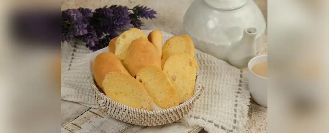 Rahasia Rasa Bagelen Daun Kelor: Kue Tradisional yang Menggugah Selera di Cilacap